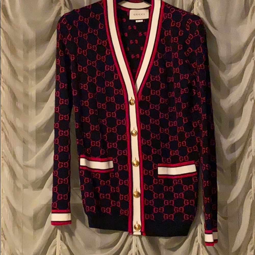 Top - Picture 4 of 11